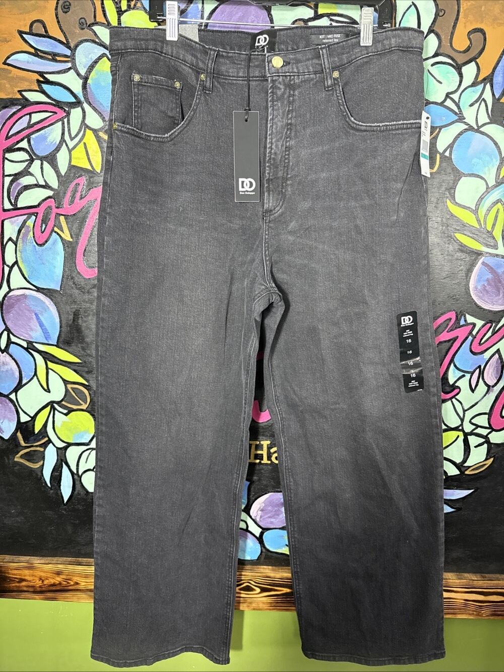 Dee Ocleppo Black Wash Kit Mid Rise Relaxed Leg Jeans, Size 16